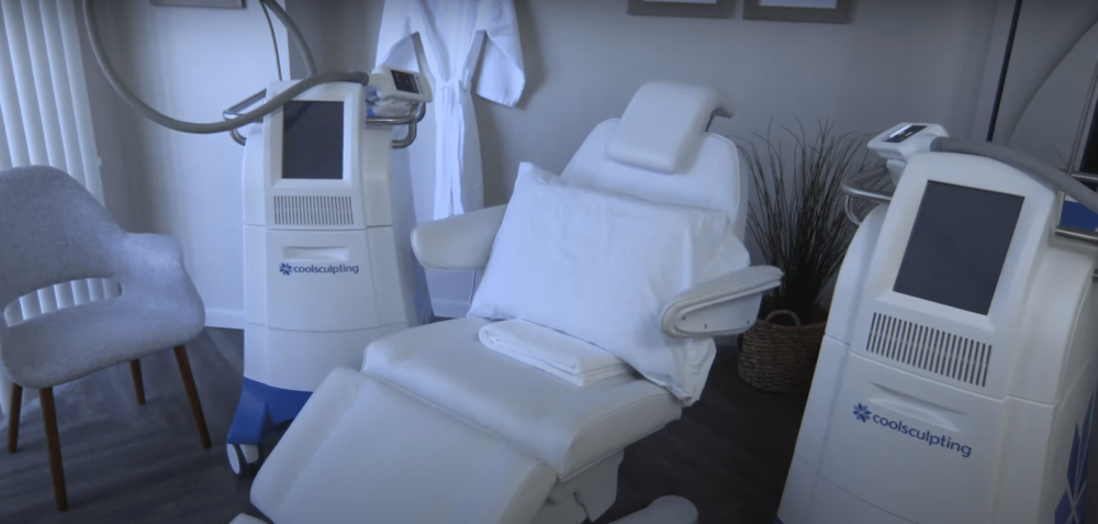 Learn the truth about CoolSculpting as we debunk the top 10 myths. Discover how this safe and effective treatment works. Schedule a consultation today!