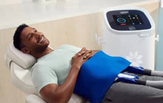 A CoolTone treatment for a client’s abs. Learn how Bodify personalizes each CoolTone session to fit your goals—book your body-sculpting consultation today.